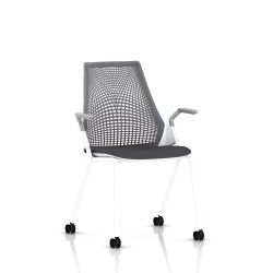 Chaise Sayl Side Chair Herman Miller Studio White / 4 Pieds - Roulettes / Dossier Suspension Slate Grey / Assise Tissu Krabi