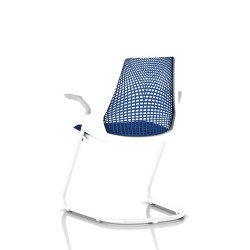 Chaise visiteur Sayl Side Chair Herman Miller Studio White / Dossier Suspension Berry Blue / Assise Tissu Scuba