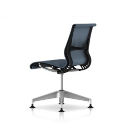 Siège Setu Herman Miller H-Alloy / Structure Graphite / Lyris Berry Blue