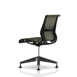Siege Setu Herman Miller Graphite / Structure Graphite / Lyris Rattan