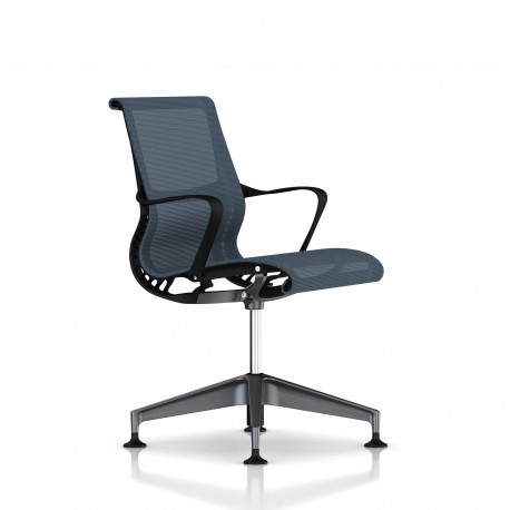 Chaise de réunion Setu Herman Miller Graphite / Structure Graphite / Lyris Berry Blue