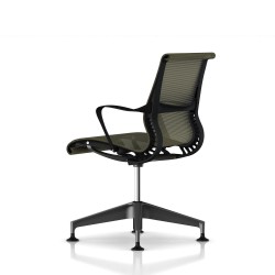 Fauteuil Setu Herman Miller Graphite / Structure Graphite / Lyris Rattan