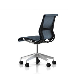 Siege Setu Herman Miller H-Alloy / Structure Graphite / Lyris Berry Blue
