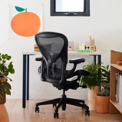 Aeron ONYX ULTA MATTE Herman Miller