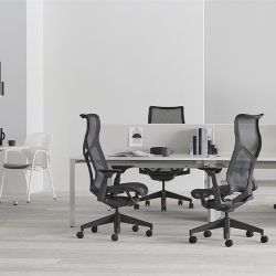 Cosm - Graphite - Accoudoirs réglables en hauteur - Herman Miller